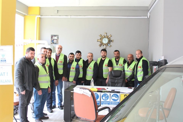 Yalvaç'ta Motorlu Kara Taşıtları Alım Satım Sorumlusu Sınavı 