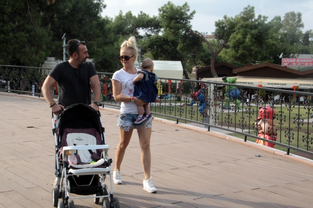 Yaya olarak girdiği plajda kesilen 12 TL'lik otopark ücretini geri aldı 