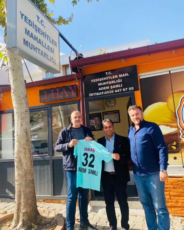 Yedişehitler Mahallesi Muhtarı Adem Şamlı, Isparta 32 Spor'a Bir Maaşını Bağışladı