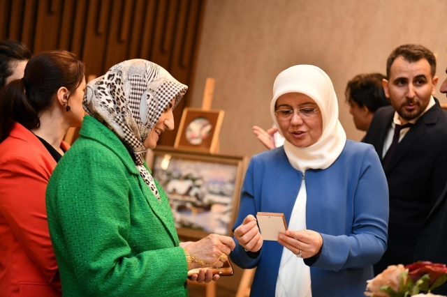 Yıl Sonu El Sanatları Sergisi İhtişamlı Bir Açılışla Gerçekleşti! 