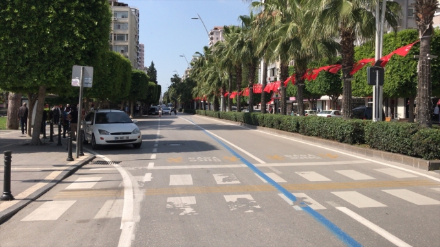 Yurt genelinde "Evde kal" çağrısına büyük oranda uyuluyor